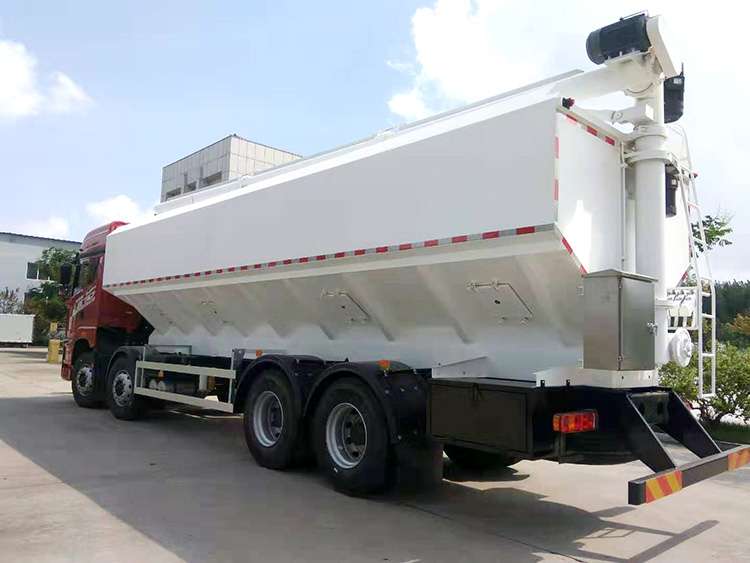 Feed truck1